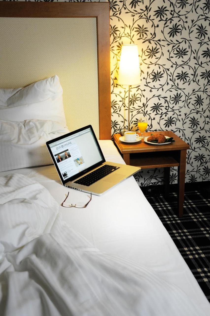 Wellings Romantik Hotel Zur Linde Moers Ngoại thất bức ảnh